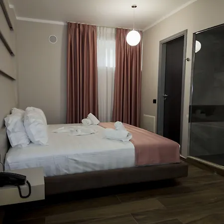 Pandora Hotel