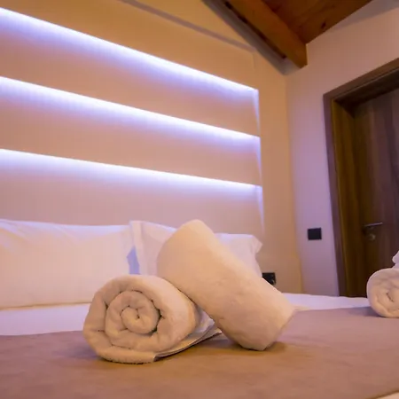 Отель Pandora 3*