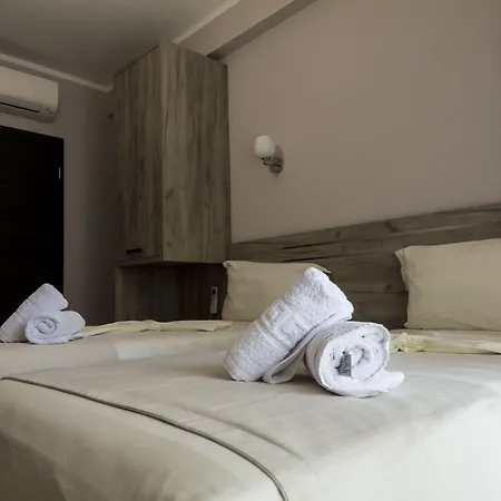 Pandora Hotel