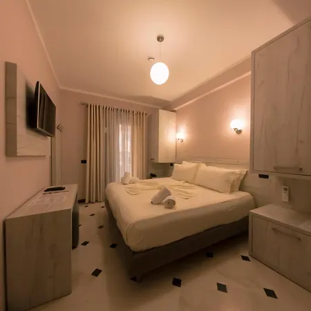 Hotel Pandora