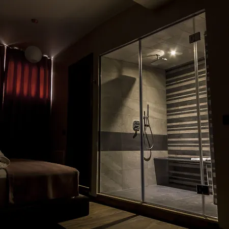 Pandora Hotel 3*