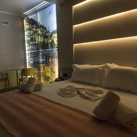 Pandora 3* Tirana